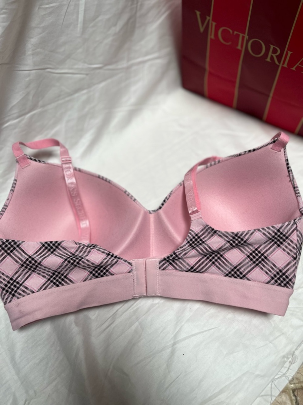 Victoria's Secret Pink and Black Plaid Wireless Bra - Picture 4 of 5